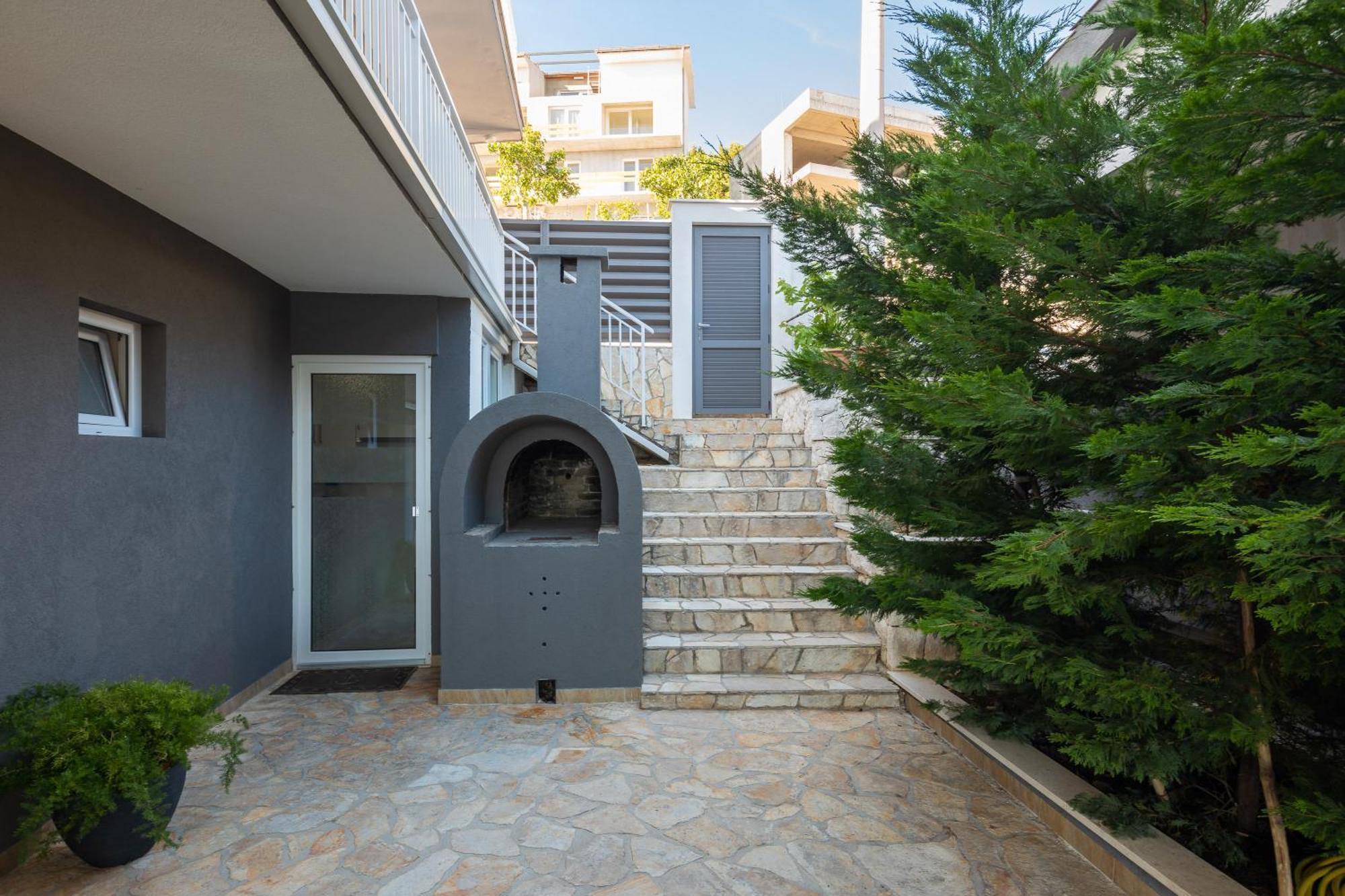 Luxury Seafront Villa With Heated Pool, Jacuzzi, Sea View, 150 M From Beach Stanici Kültér fotó