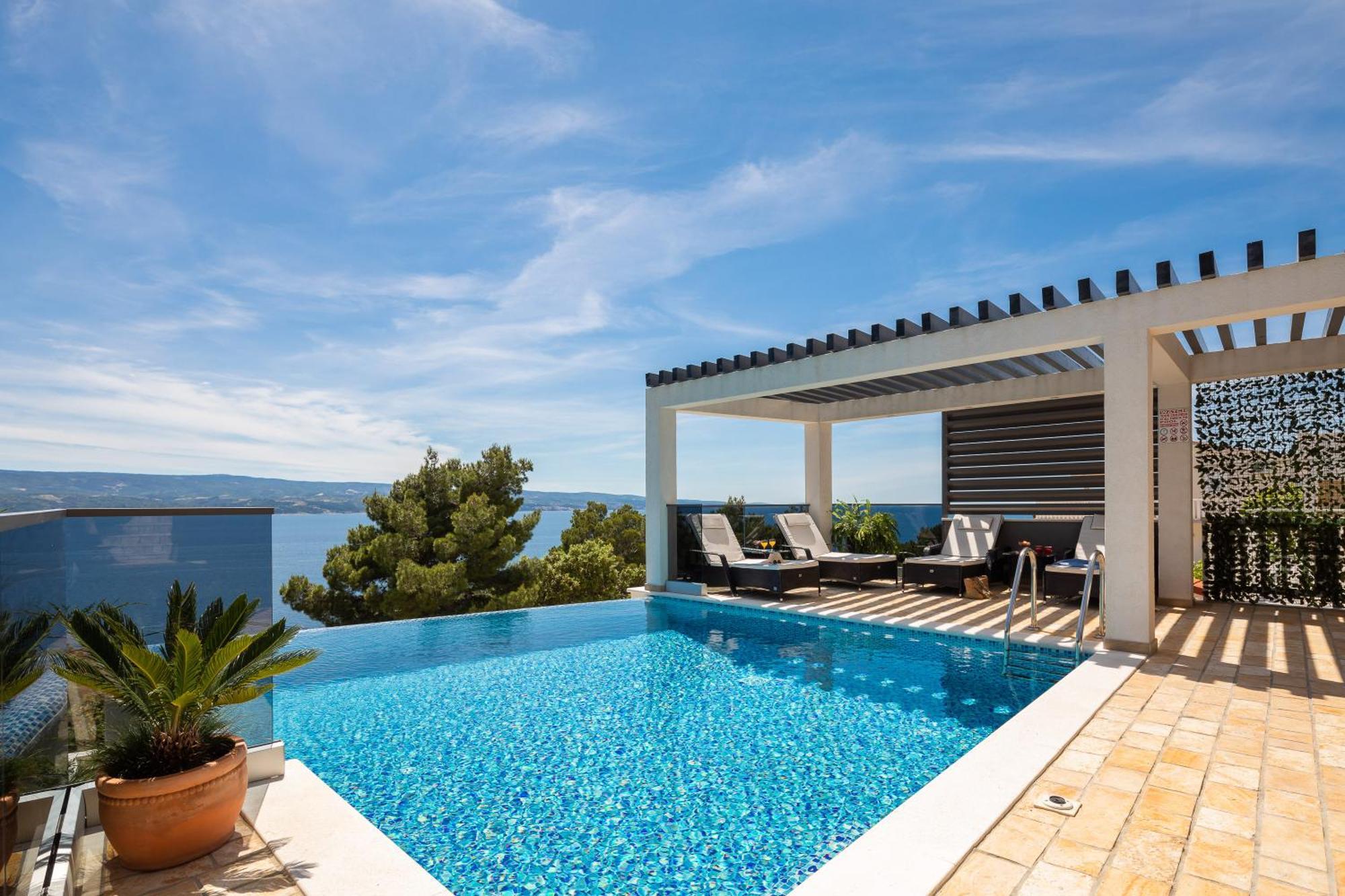 Luxury Seafront Villa With Heated Pool, Jacuzzi, Sea View, 150 M From Beach Stanici Kültér fotó