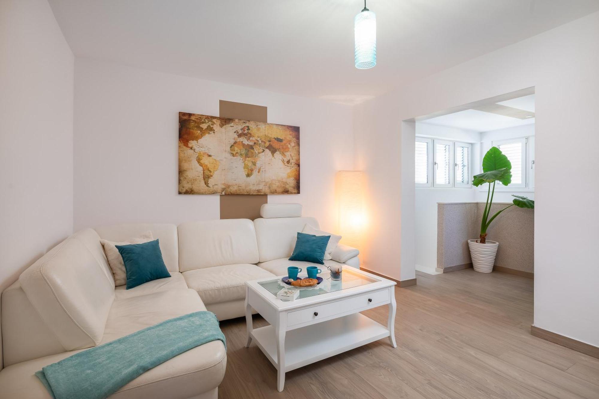 Luxury Seafront Villa With Heated Pool, Jacuzzi, Sea View, 150 M From Beach Stanici Kültér fotó